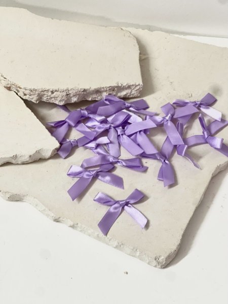 ببيونات نهدي